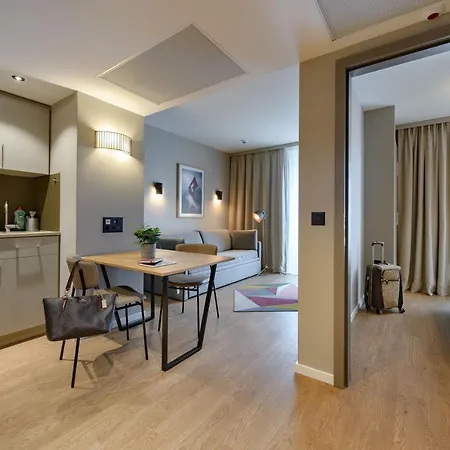 Adagio Center Aparthotel