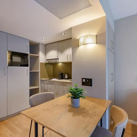 Apartmanhotel Adagio Center 4*
