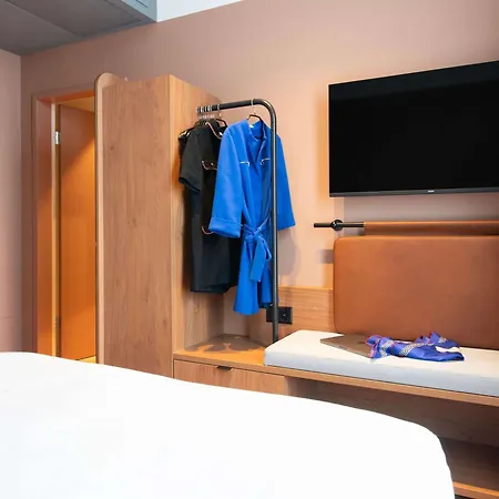 Adagio Center Apartmanhotel 4*